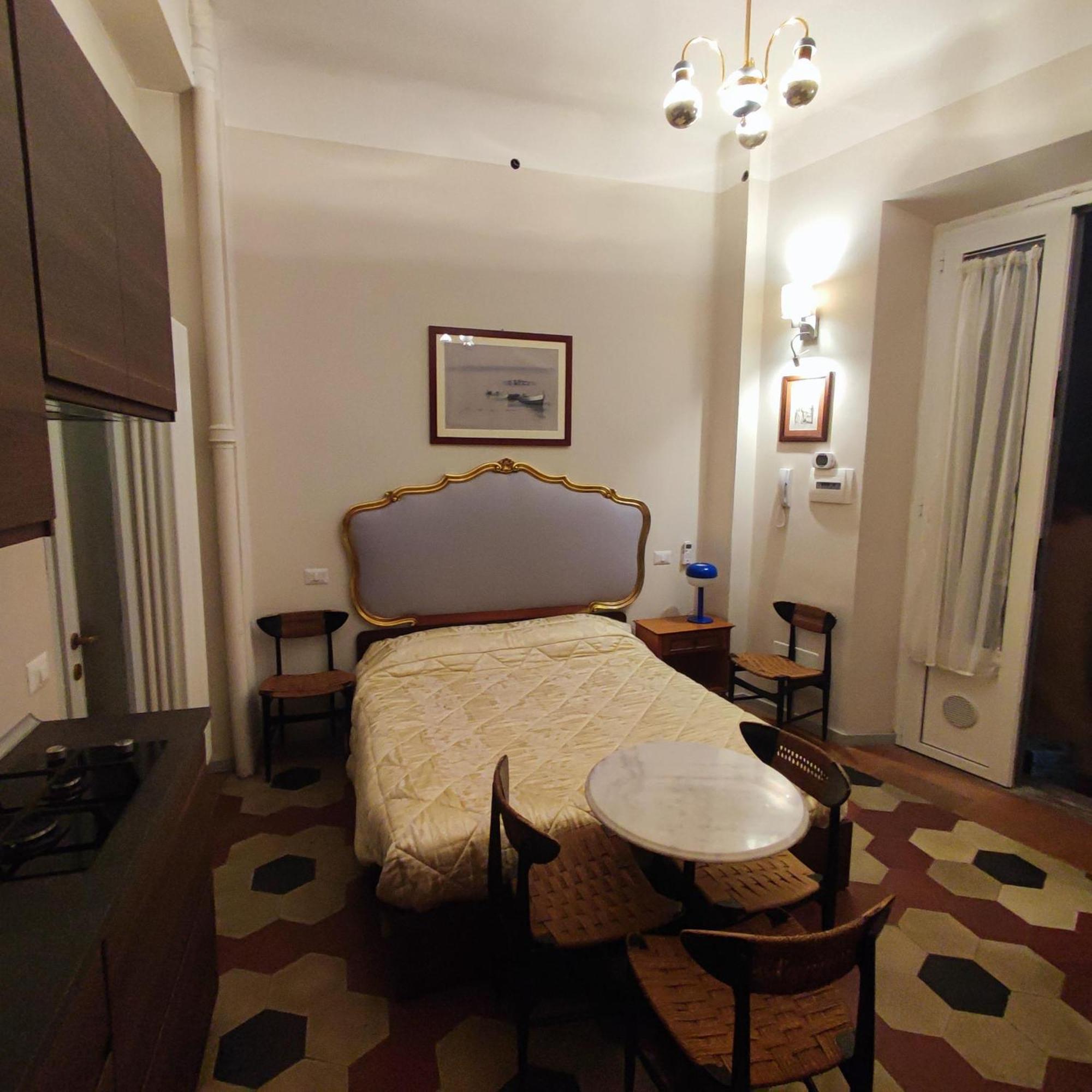 Monolocale Intimo Con Terrazzino Apartment มิลาน ภายนอก รูปภาพ